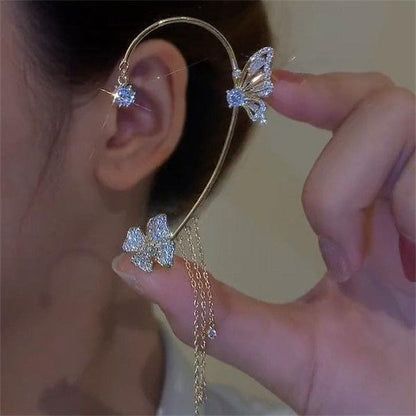 Crystal Butterfly Earrings（両耳セット）