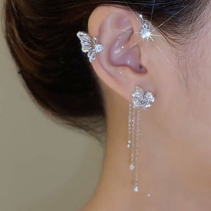 Crystal Butterfly Earrings（両耳セット）